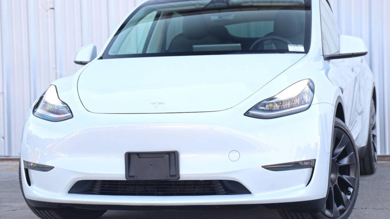 TESLA MODEL Y 2023 7SAYGDEE0PA065033 image